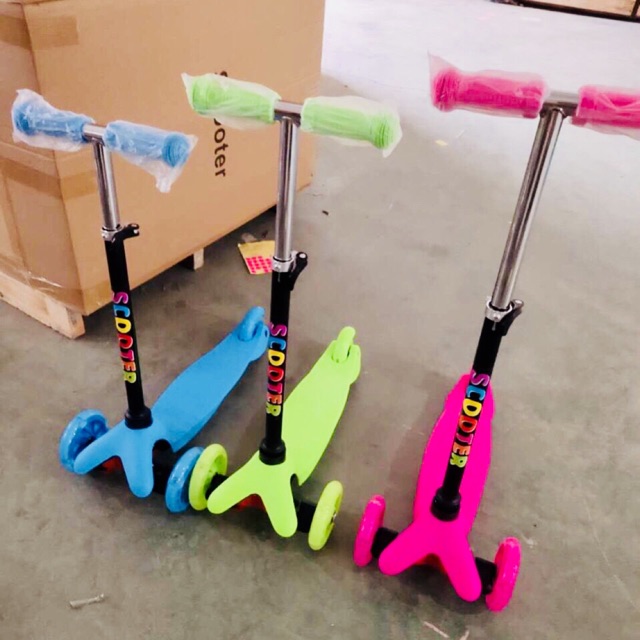 Xe trượt Scooter quà tặng từ Unidry