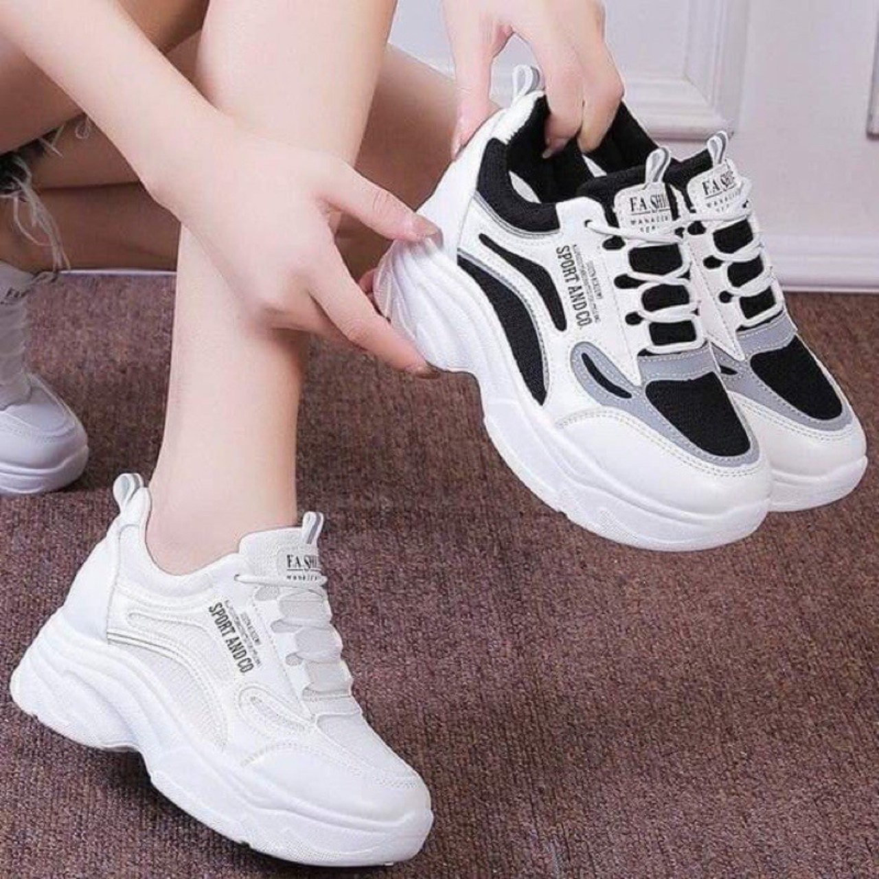 Giày thể thao độn đế 2 màu đen trắng