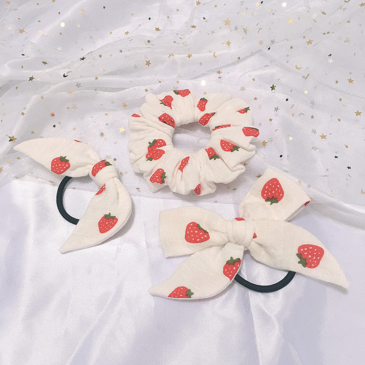 Cột tóc nơ - cột tóc scrunchies vải bông hình trái dâu đáng yêu - cột tóc thời trang