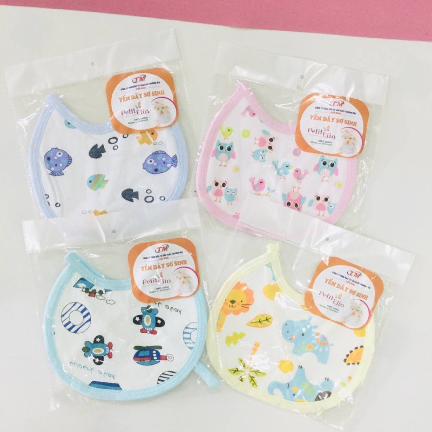 Yếm cột dây cotton hình dễ thương cho bé