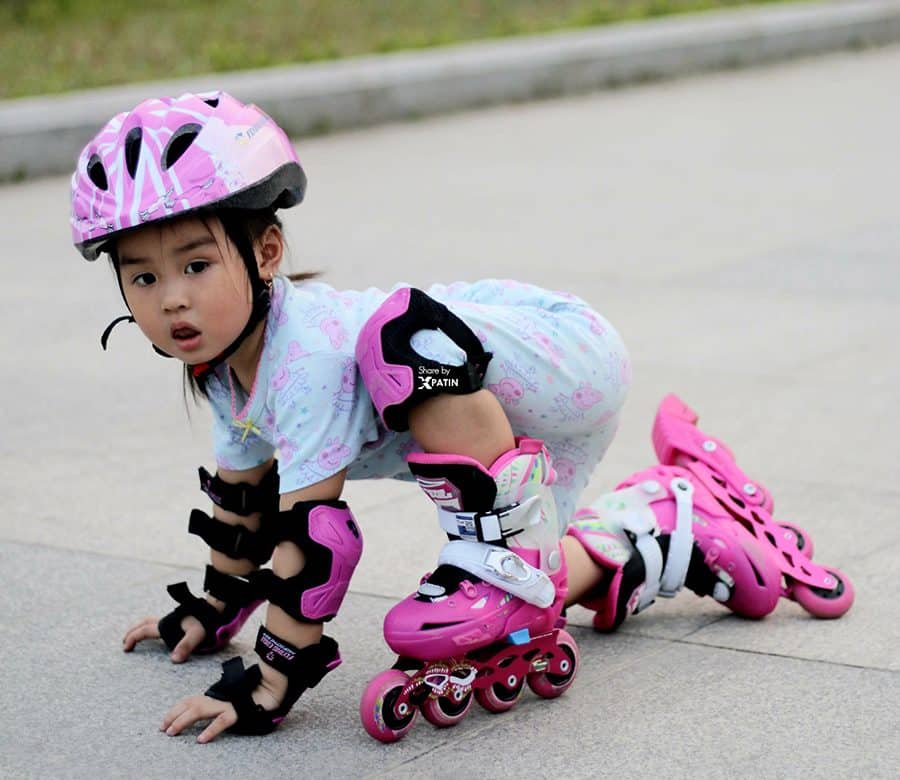 Mũ bảo hộ patin trẻ em Flying eagle V5 chắc chắn, an toàn tuyệt đối.