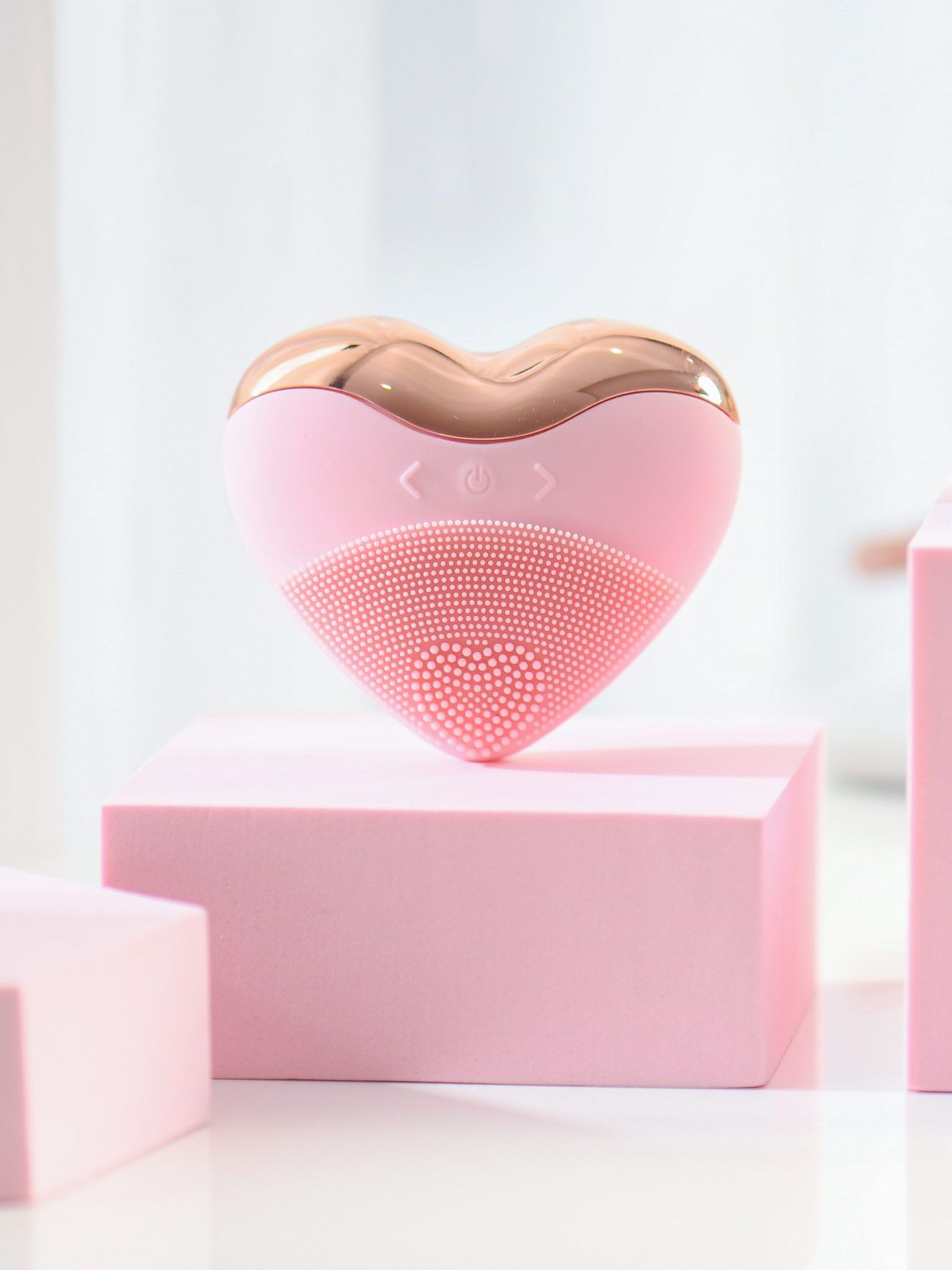 Máy rửa mặt mini massage tích hợp sóng âm giúp làm sạch sâu da, nâng cơ mặt, sáng da, trẻ hóa làn da -