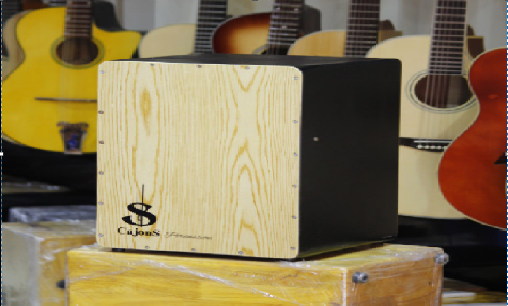 [HCM] TRỐNG Cajon SR02 màu sáng giá rẻ cho học sinh , sinh viên , người mới tập chơi