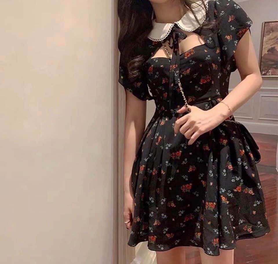 ĐẦM HOA XÒE THẮT DÂY NƠ Ở CỔ,KHOÉT NGỰC SEXY MÀU SẮC TRANG TRỌNG, ĐẸP,CHẤT VẢI VON LỤA DÀY MỊN TTSGR