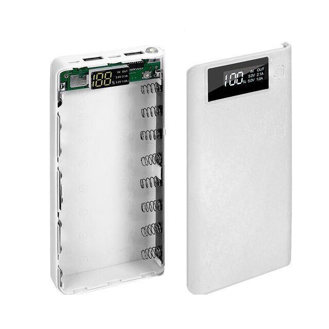 Box sạc dự phòng 8 cell led 7 thanh 2019+