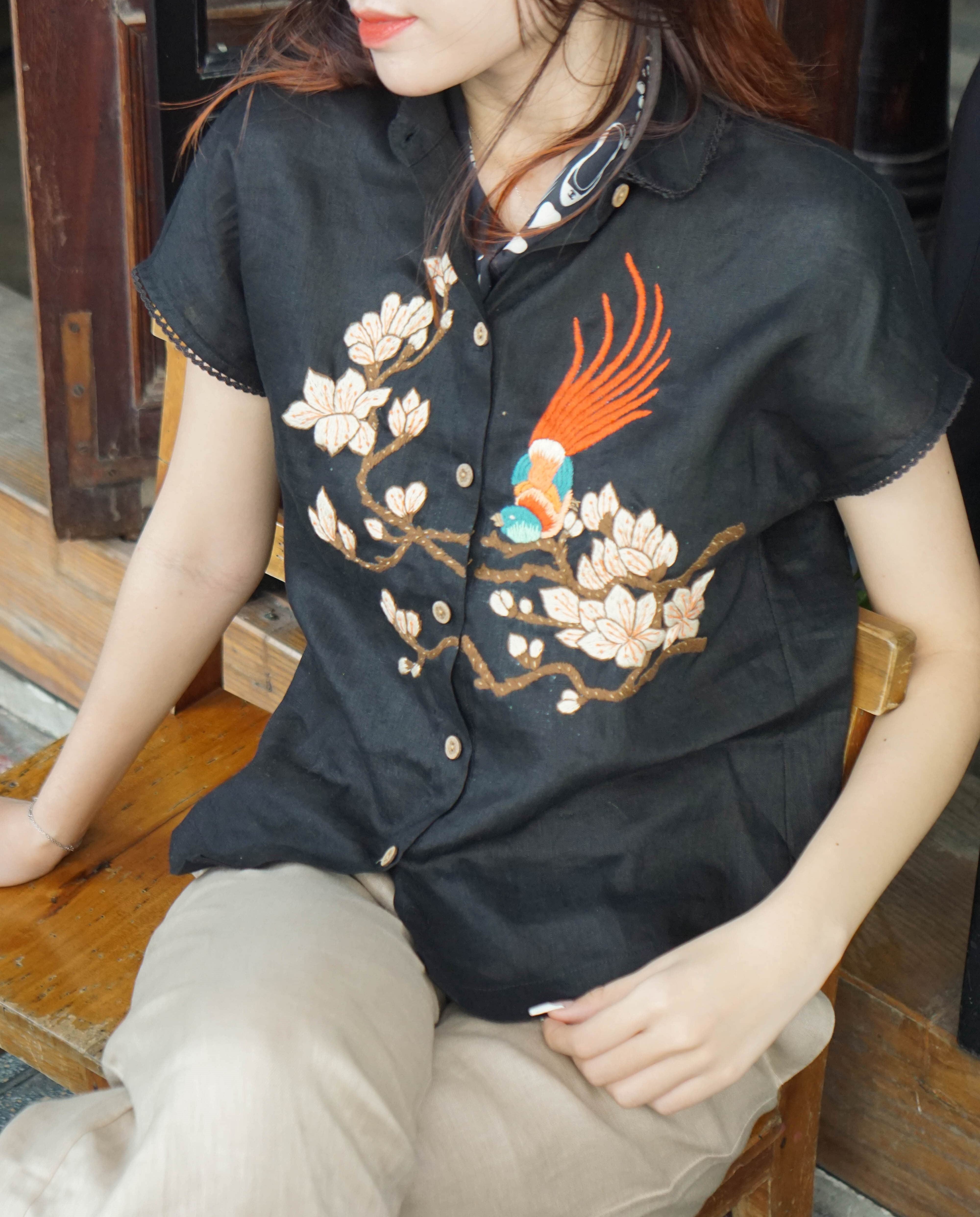 MaxMessi - Áo top linen vai đỗ viền ren thêu tay ALICE