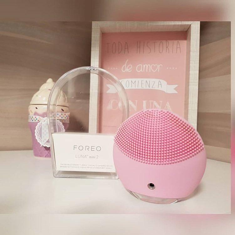 Máy massage rửa mặt cao cấp, Máy rửa mặt Foreover mini chất lượng, Máy rửa mặt phong cách h à n q uố c cao cấp sản phẩm lằm đẹp cho chị em bảo hành uy tín toàn quốc bởi Luxury Vip SG