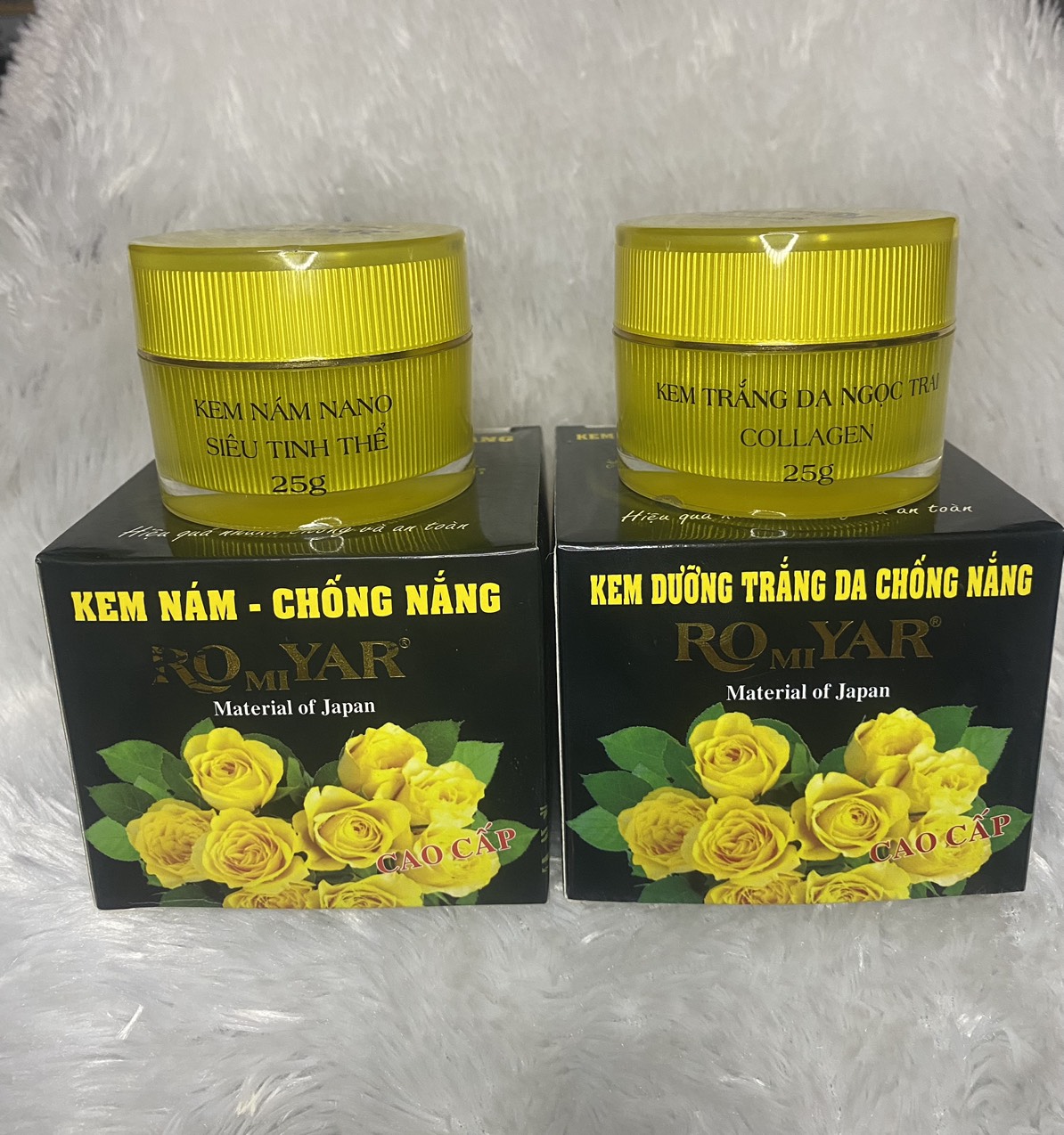 Combo 1 hủ nám vàng 25g và 1 hủ dưỡng trắng da chống nắng 25g romiyar