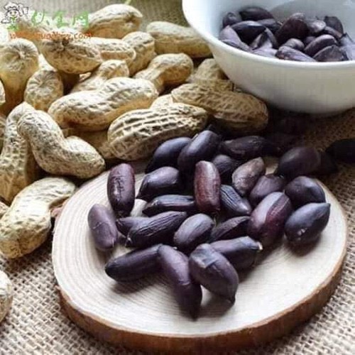 Đậu phộng đen đặc sản Tây Bắc đã bóc vỏ và sấy khô túi 1kg