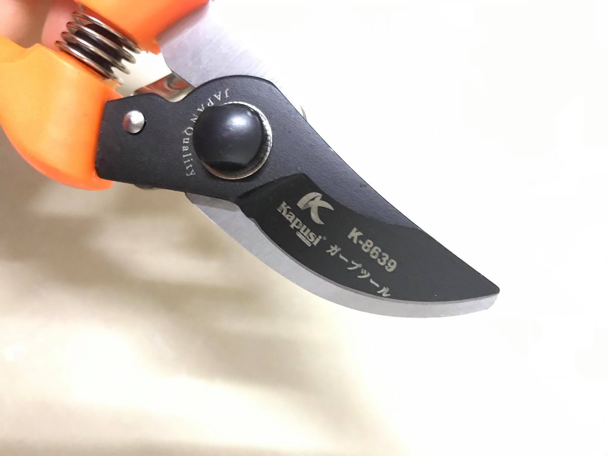 Kéo cắt cành Kapusi lưỡi đen cong K-8639