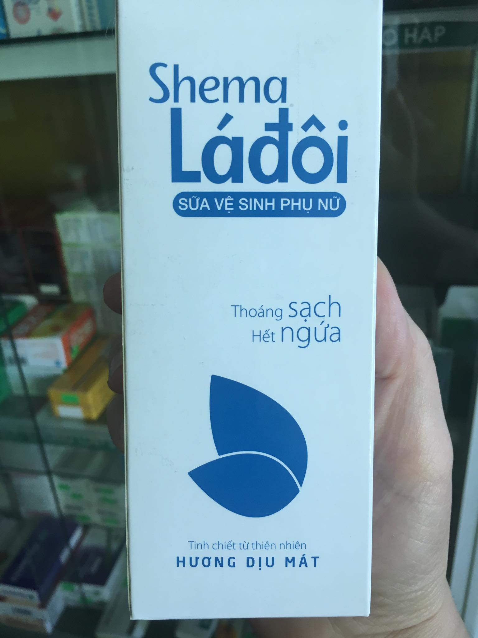 DUNG DỊCH VỆ SINH PHỤ NỮ SHEMA LÁ ĐÔI XANH
