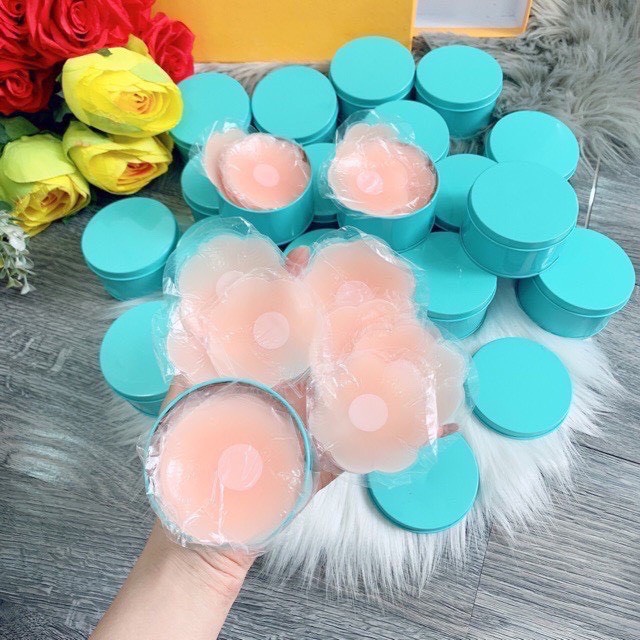 Hộp 10 Miếng (5 Cặp) Dán Ngực Silicon Hình Hoa Cao Cấp-Miếng Dán Silicon-Miếng Dán Ti Sử Dụng Nhiều Lần - King King