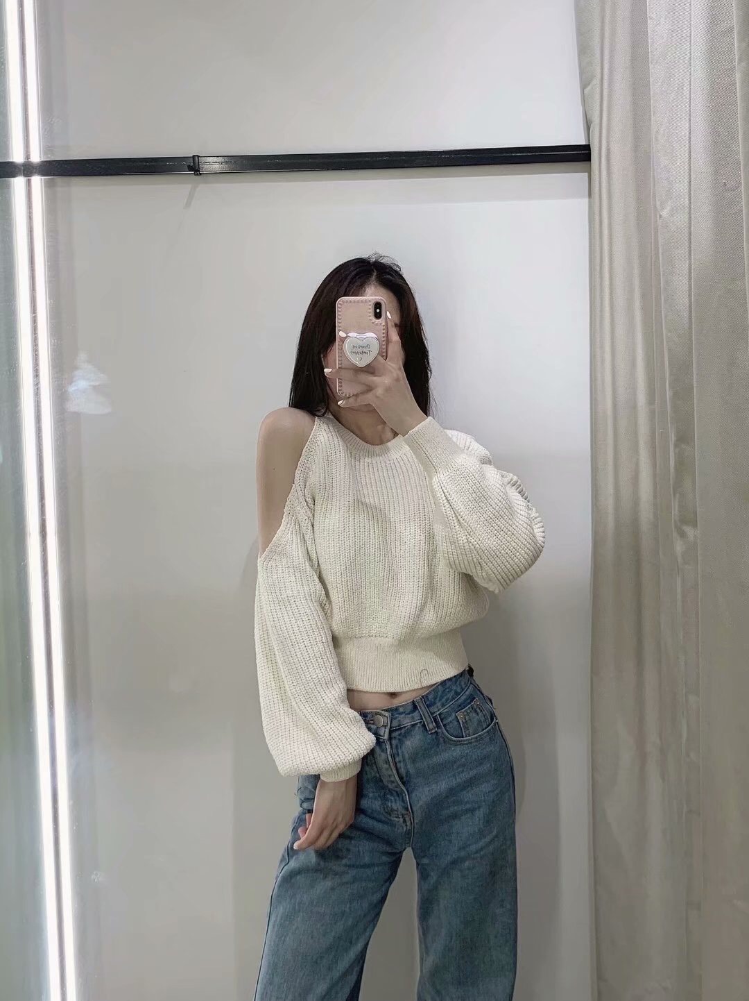 Áo len nữ, Áo len khoét vai kiểu dáng sexy chất len mềm, kiểu dáng trẻ trung.