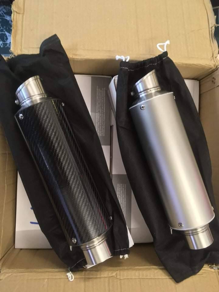 Lon pô LeoVince chuẩn 1:1 giống lon real xịn sò