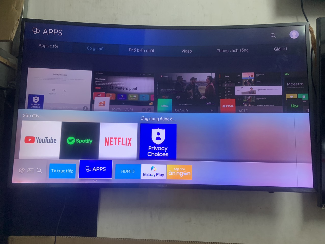 Smart tivi samsung 4k 43 inch ua43ku6500k lỗi sọc nhẹ