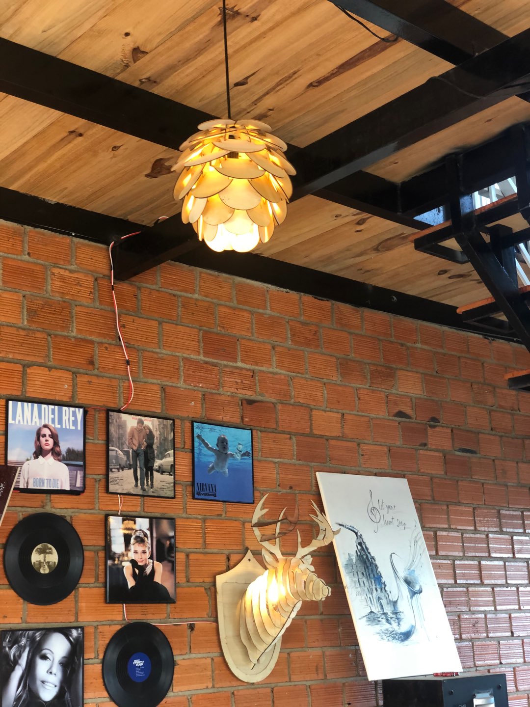 Đèn Gỗ thả trần trang trí quả thông - Đèn gỗ Decor trang trí nhà, quán xá phong cách Châu Âu - Tặng kèm bóng đèn 3W