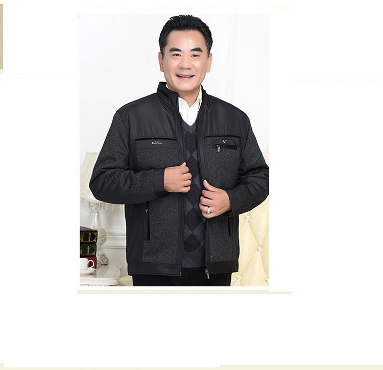 Áo khoác người già, chữ