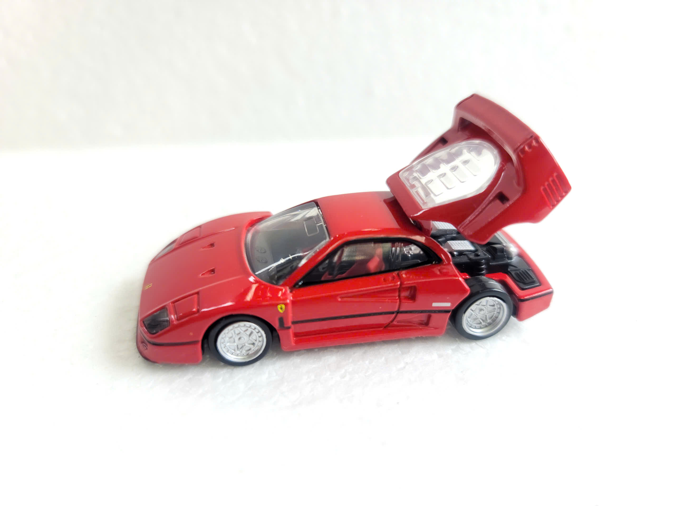 Xe mô hình Tomica (CH) - Xe Premium - Xe Ferrari F40 (tỉ lệ 1.62) màu đỏ mở được cốp sau rất đẹp giá rẻ cho bé sưu tầm