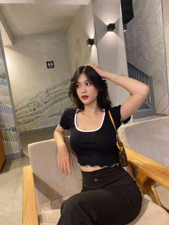 Áo croptop Áo thun nữ cổ viền cuốn biên thời trang ATN0027