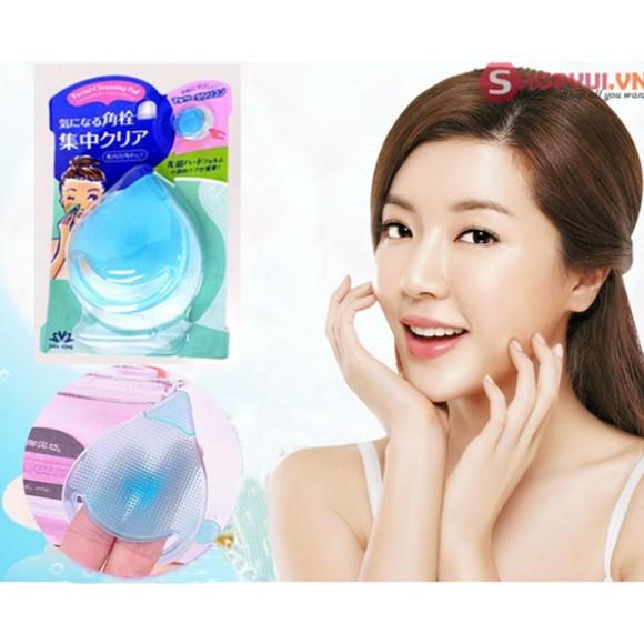 Miếng rửa mặt massage trị mụn đầu đen