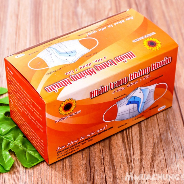 Khẩu trang y tế 4 lớp Hướng Dương màu xanh hộp 50 cái