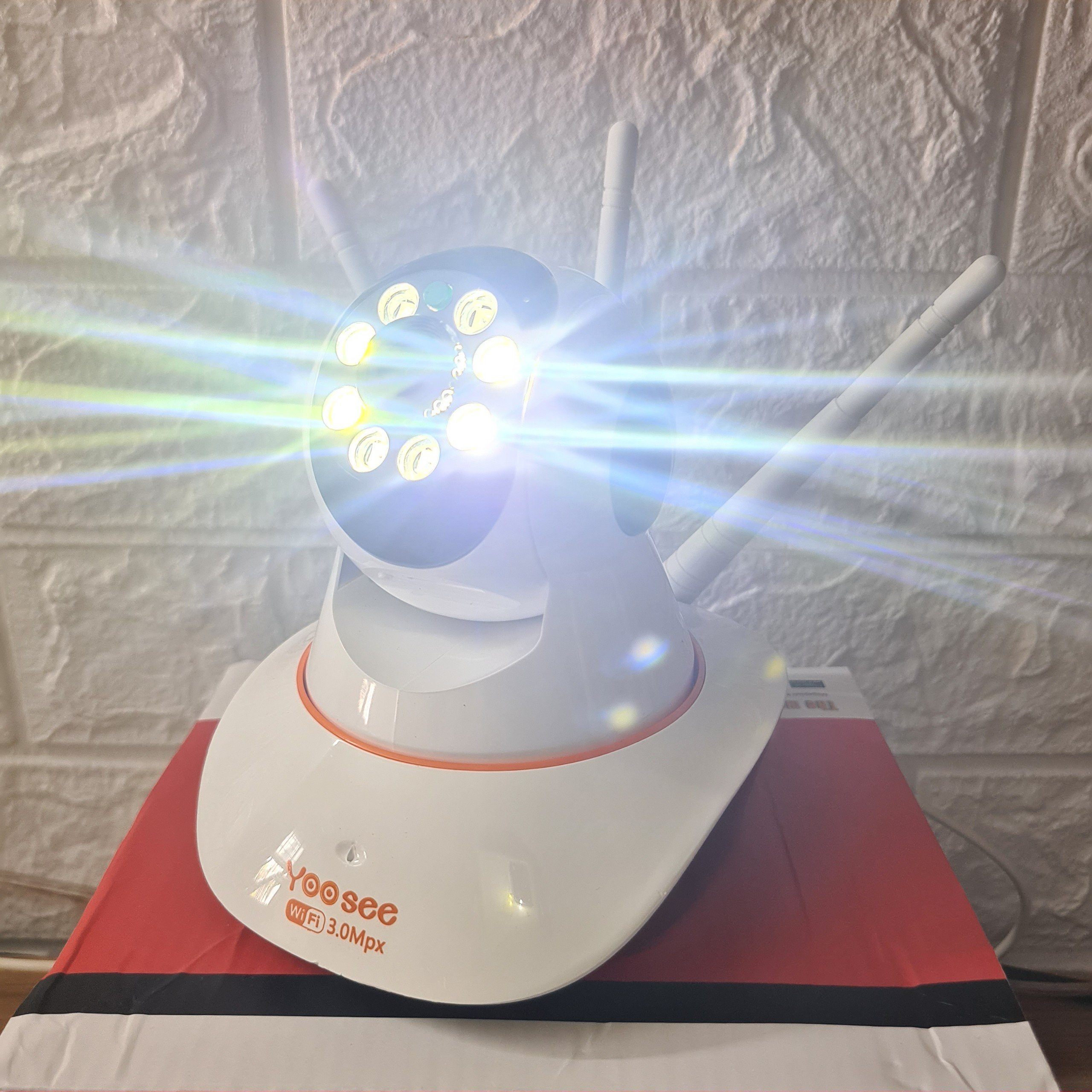 Camera yoosee 3 râu 8led - full hd - xem đêm có màu