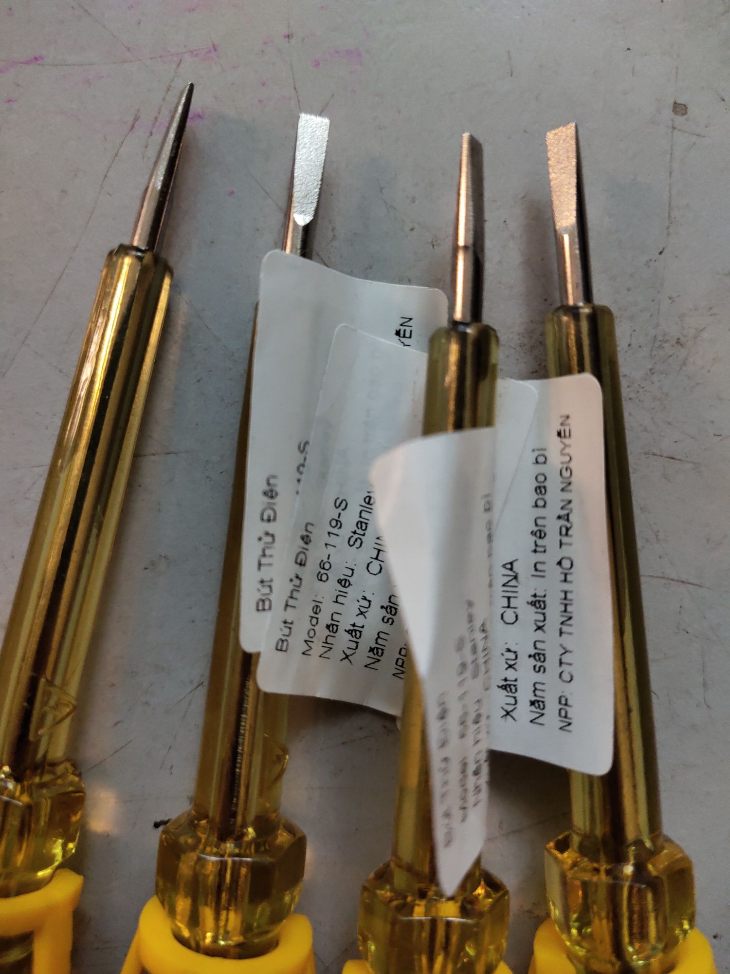 Bút thử điện stanley xịn chính hãng