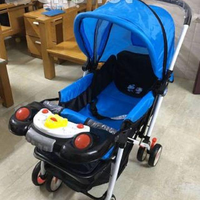 Xe đẩy cao cấp 2 chiều 3 tư thế có nhạc màu xanh