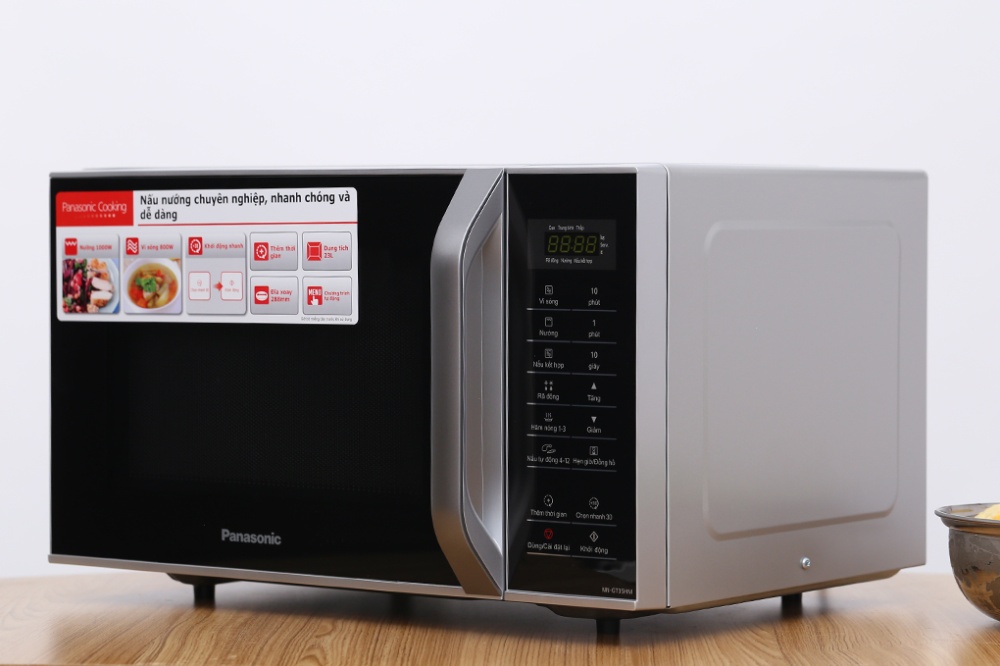 Lò vi sóng Panasonic NN-GT35HMYUE - 23L