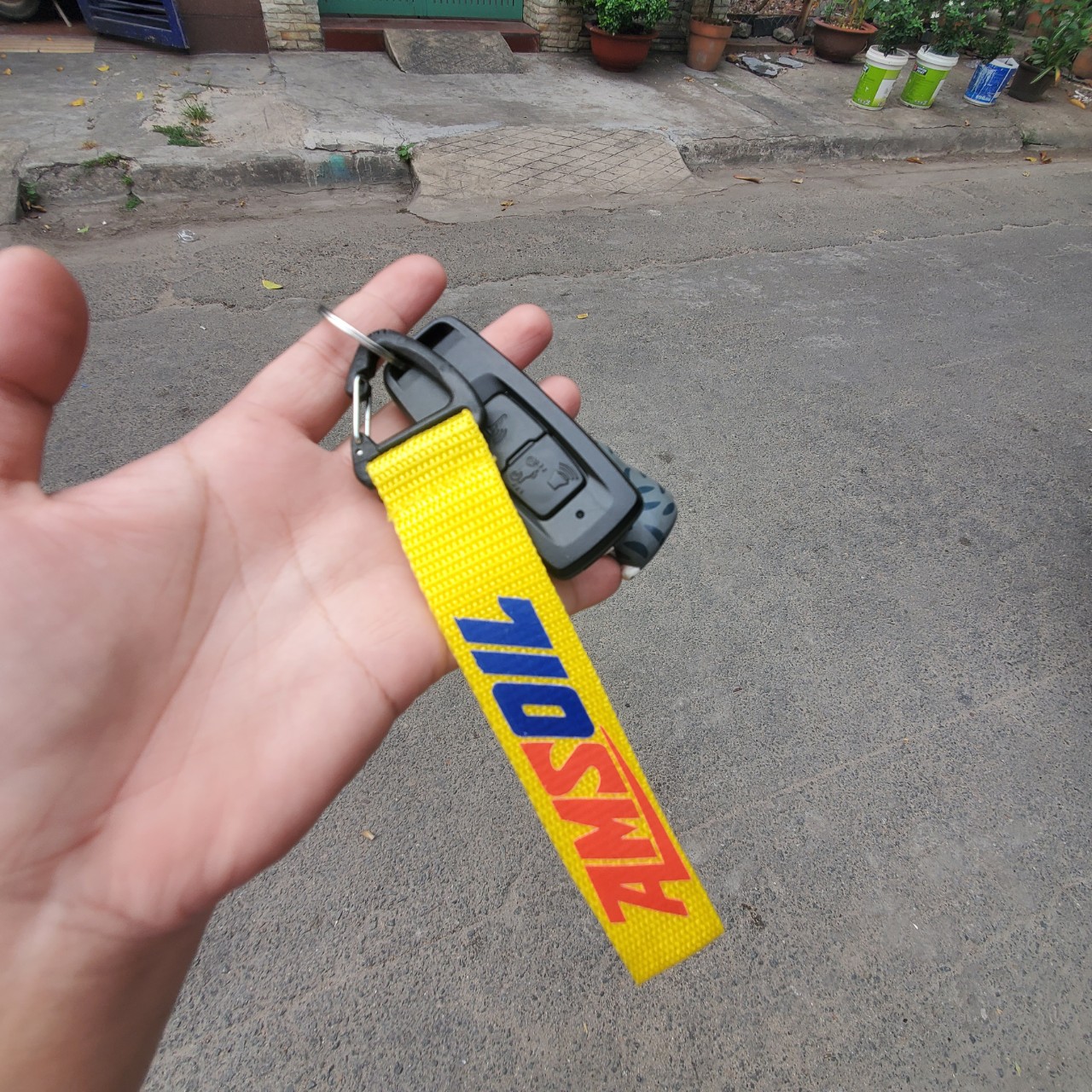 Dây móc khóa xe trang trí cho xe máy... Nhiều màu