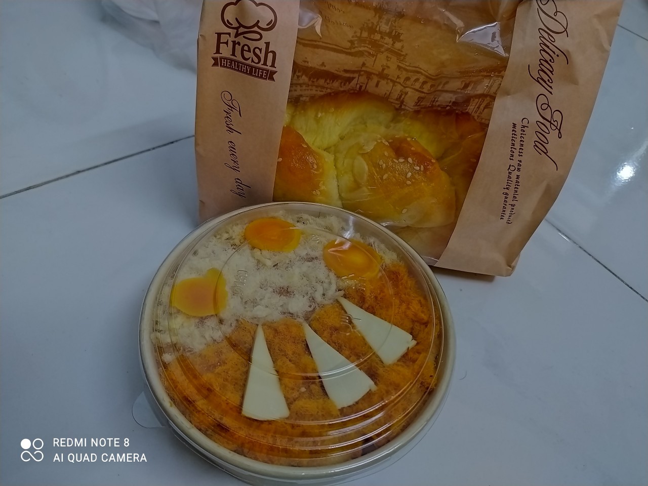 Q.7 - Bánh bông lan trứng muối nhà làm