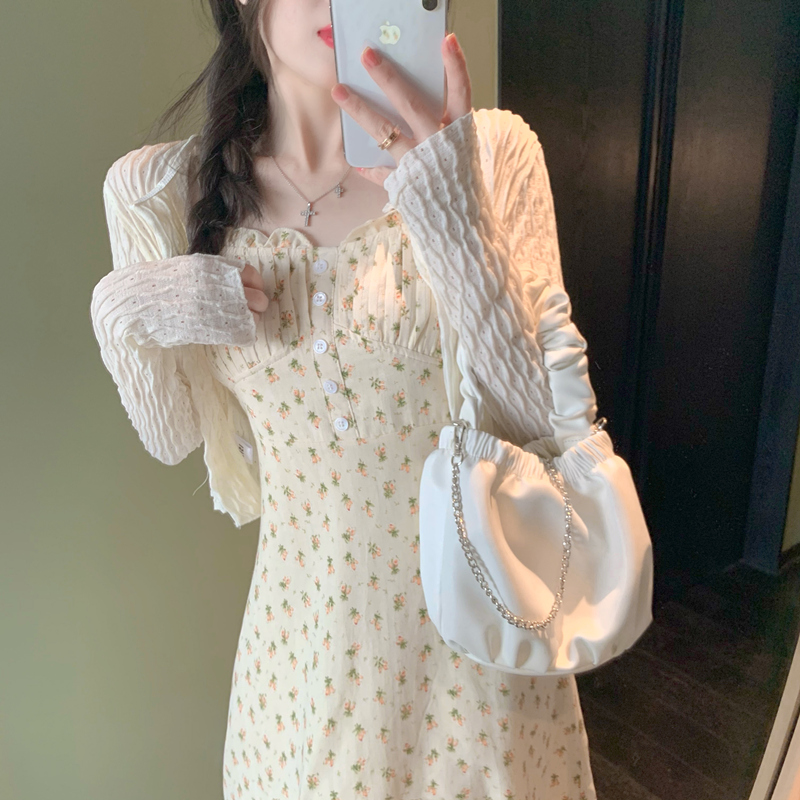 Váy hai dây hoa nhí/ Áo khoác Cardigan mỏng Happyshoping V01, Đầm hai dây hoa nhí
