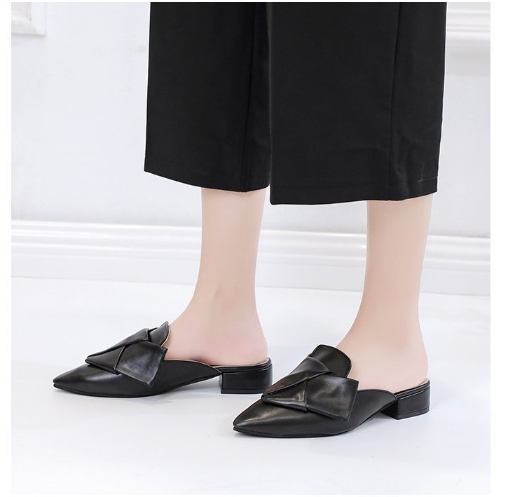 (Bảo hành 12 tháng) Dép sục đính nơ củ ấu - dép nữ chất liệu da mềm - chiều cao đế 1,5p - 2 màu đen- trắng - Đủ size từ 35 đến 39 - đổi trả trong 7 ngày