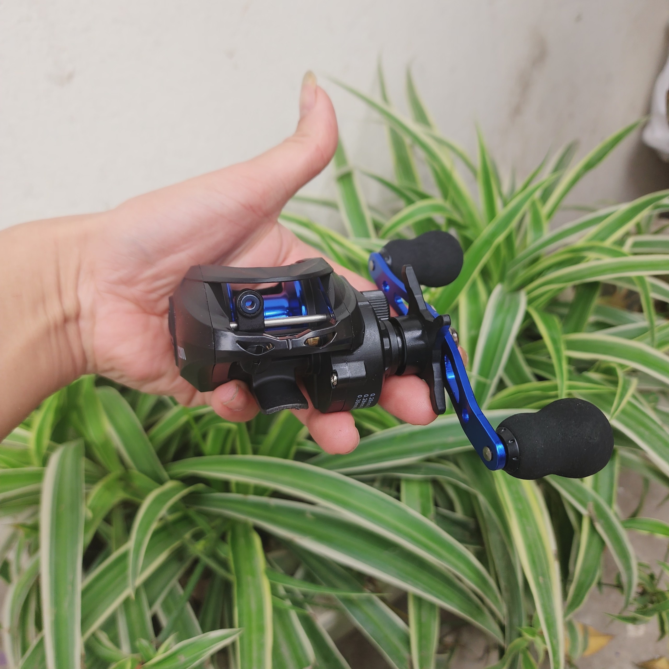 Máy câu lure máy ngang câu cá Lure Pro AC
