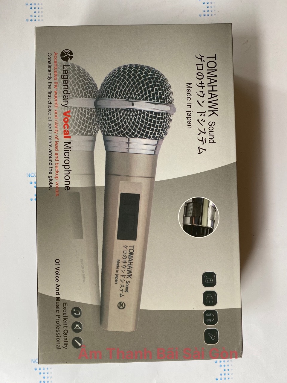 Micro Karaoke Có Dây Tomahawk Made in Japan cao cấp thu âm nhạy, trong tiếng Mic cho dàn karaoke gia đình