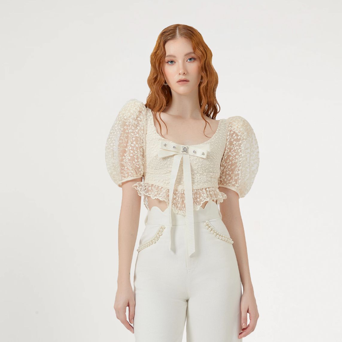 Dear josé - áo croptop tay phồng milky way vải ren kem