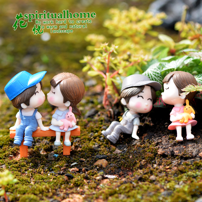 Tiểu cảnh ❤️ FREESHIP ❤️ cặp đôi trai gái ngồi ghế tiểu cảnh mini tiểu cảnh sen đá trang trí bể cá