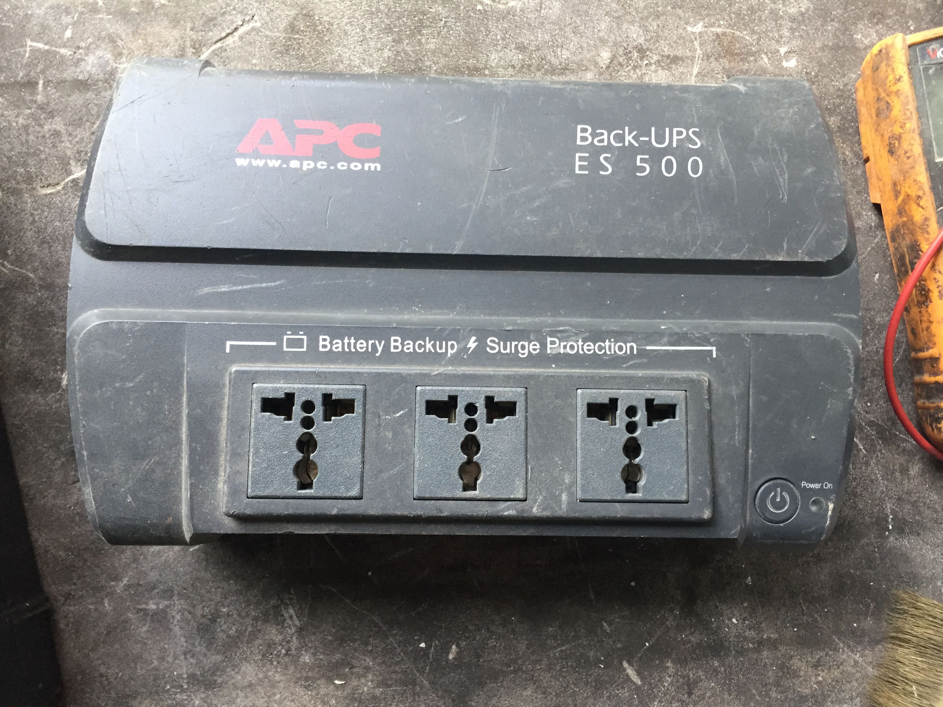 Bộ lưu điện ups apc es 500 hệ 12v chạy liên tục đến cạn bình