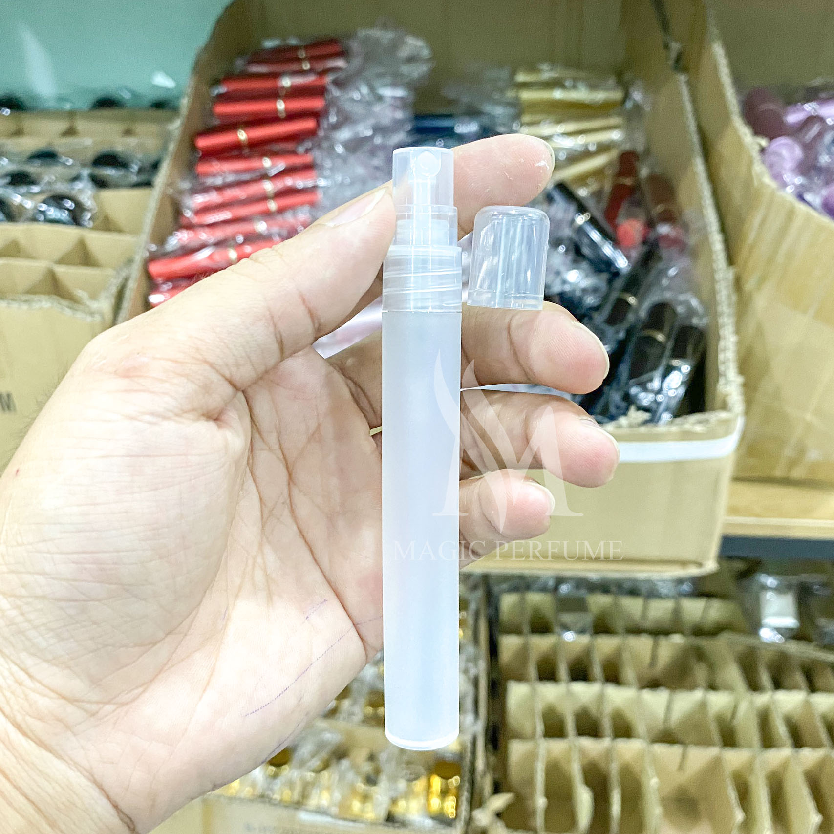 Chai xịt, chai đựng nước hoa, mỹ phẩm nhựa đục phun sương dung tích 5ml, 10ml
