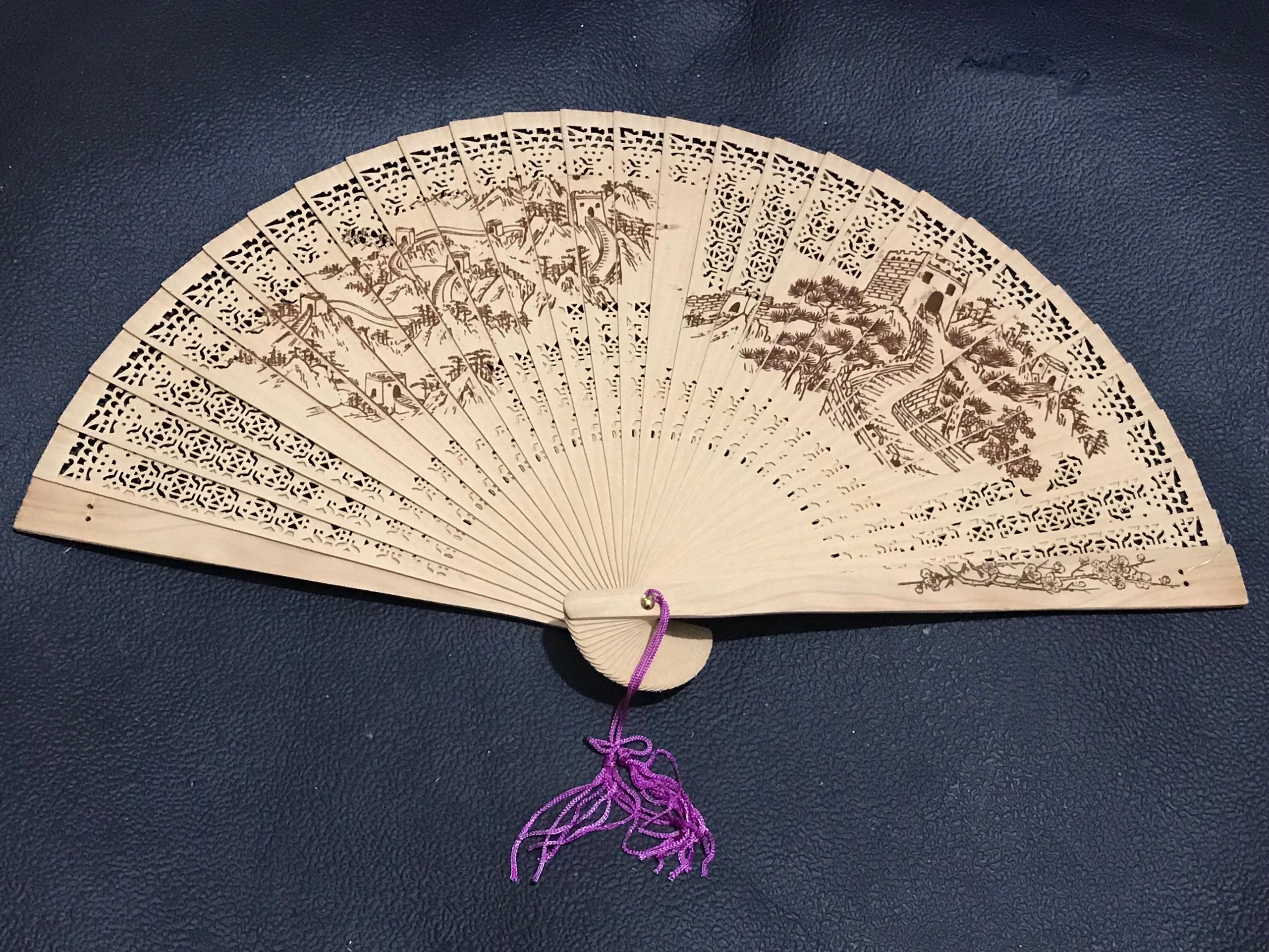 Quạt cổ trang gỗ thơm in hình Vạn Lý Trường Thành  đồ cổ trang trung quốc cổ phong cổ đại bộ sưu tập quạt xếp, quạt tròn