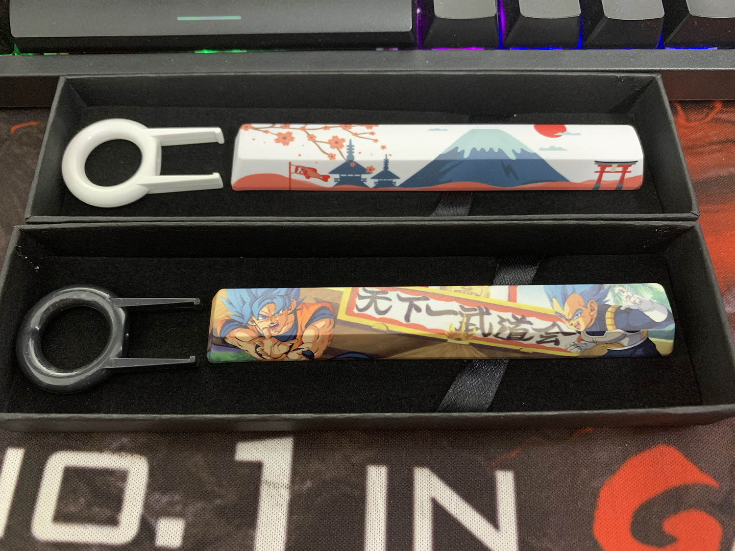 Keycap spacebar dragon ball và keycap Tokyo núi phú sĩ