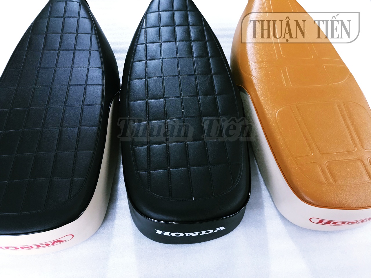 Yên cup 50cc mới liền đủ màu, đủ kiểu, dùng chế yên dài, đủ màu đủ kiểu cho khách hàng lựa chọn