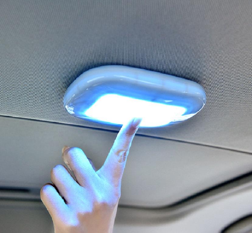 Đèn led dán trần trên xe hơi, đèn chiếu sáng trong ô tô