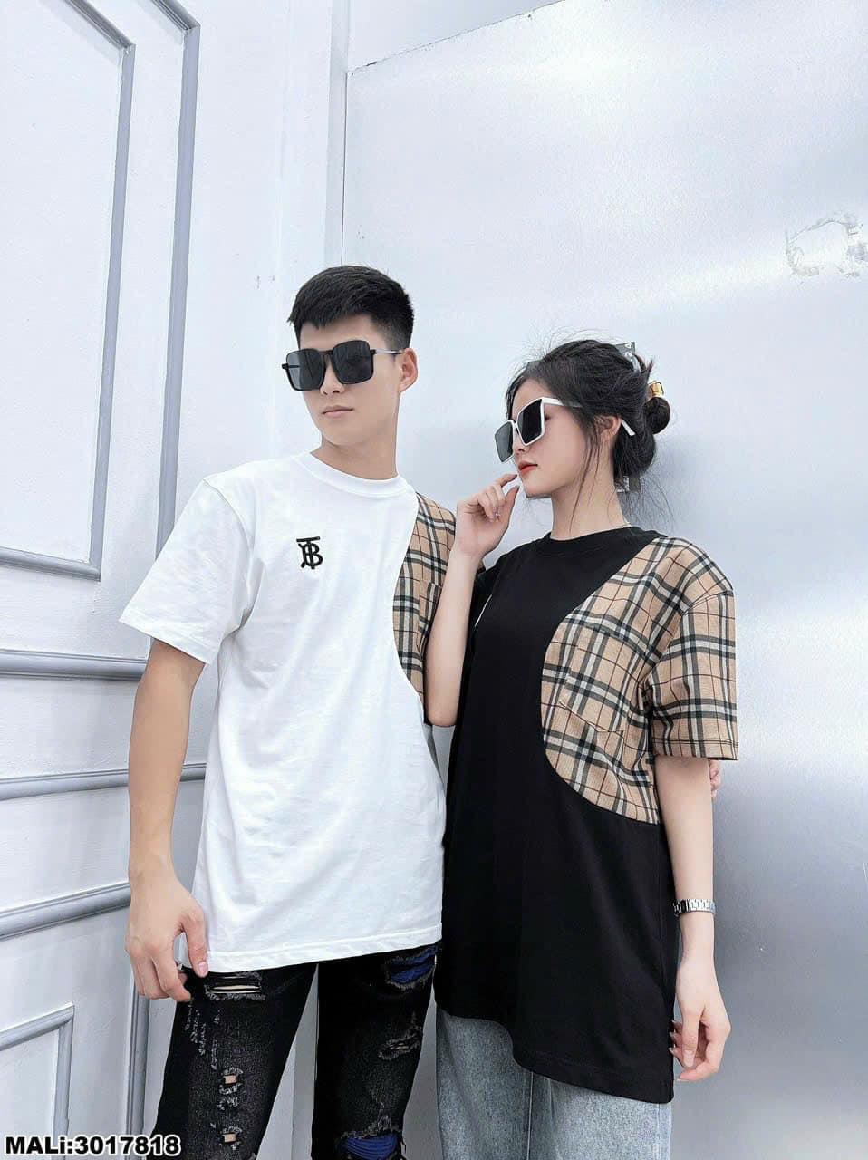 Áo phông logo b.t phối tay Chất cotton su fom thụng.ln