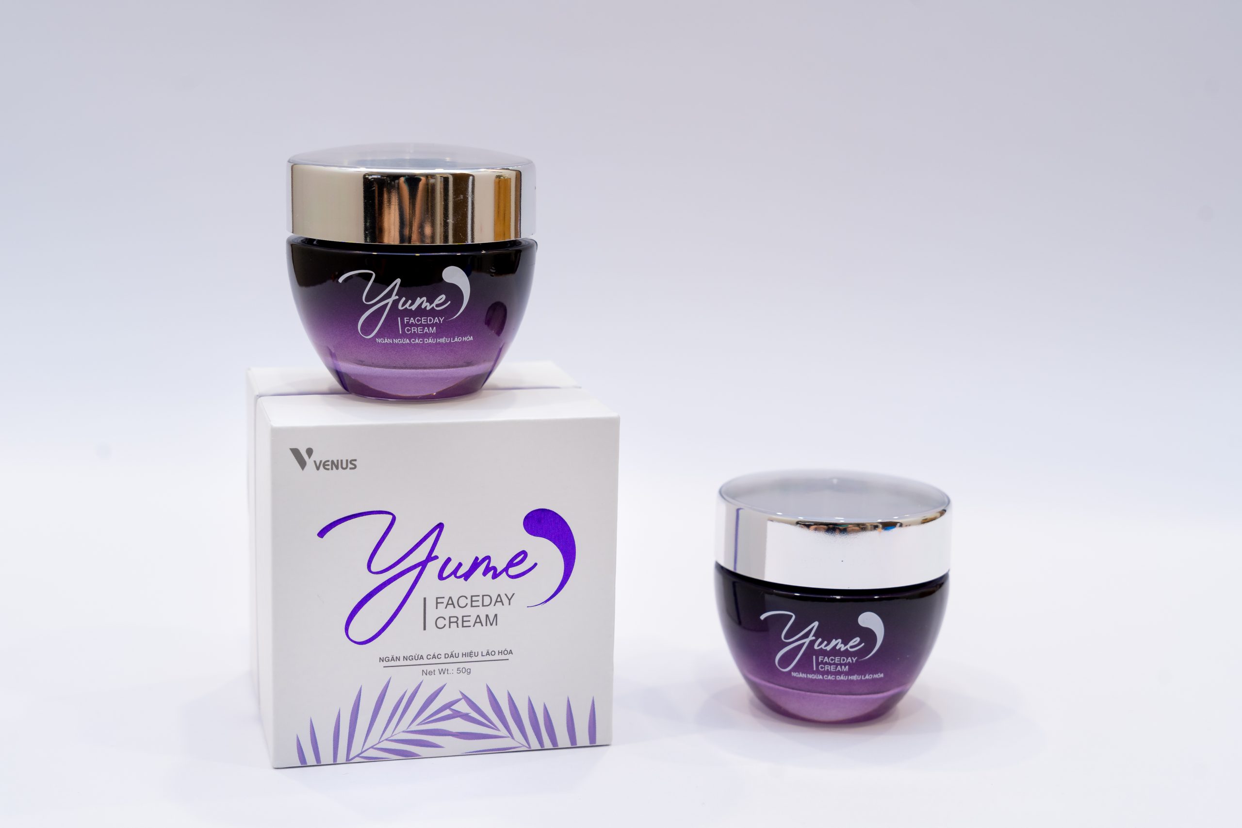 Sản phẩm kem dưỡng da Face Day Cream YUME - Giúp làm trắng sáng da, chống lão hóa da