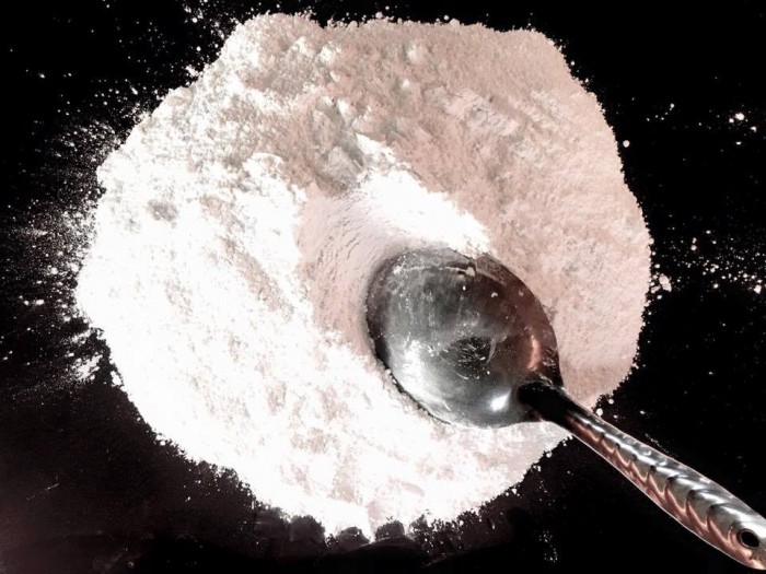 Vôi Nông nghiệp cải tạo đất, ngừa sâu bệnh cho cây trồng, khử chua, khử phèn cho đất 1Kg