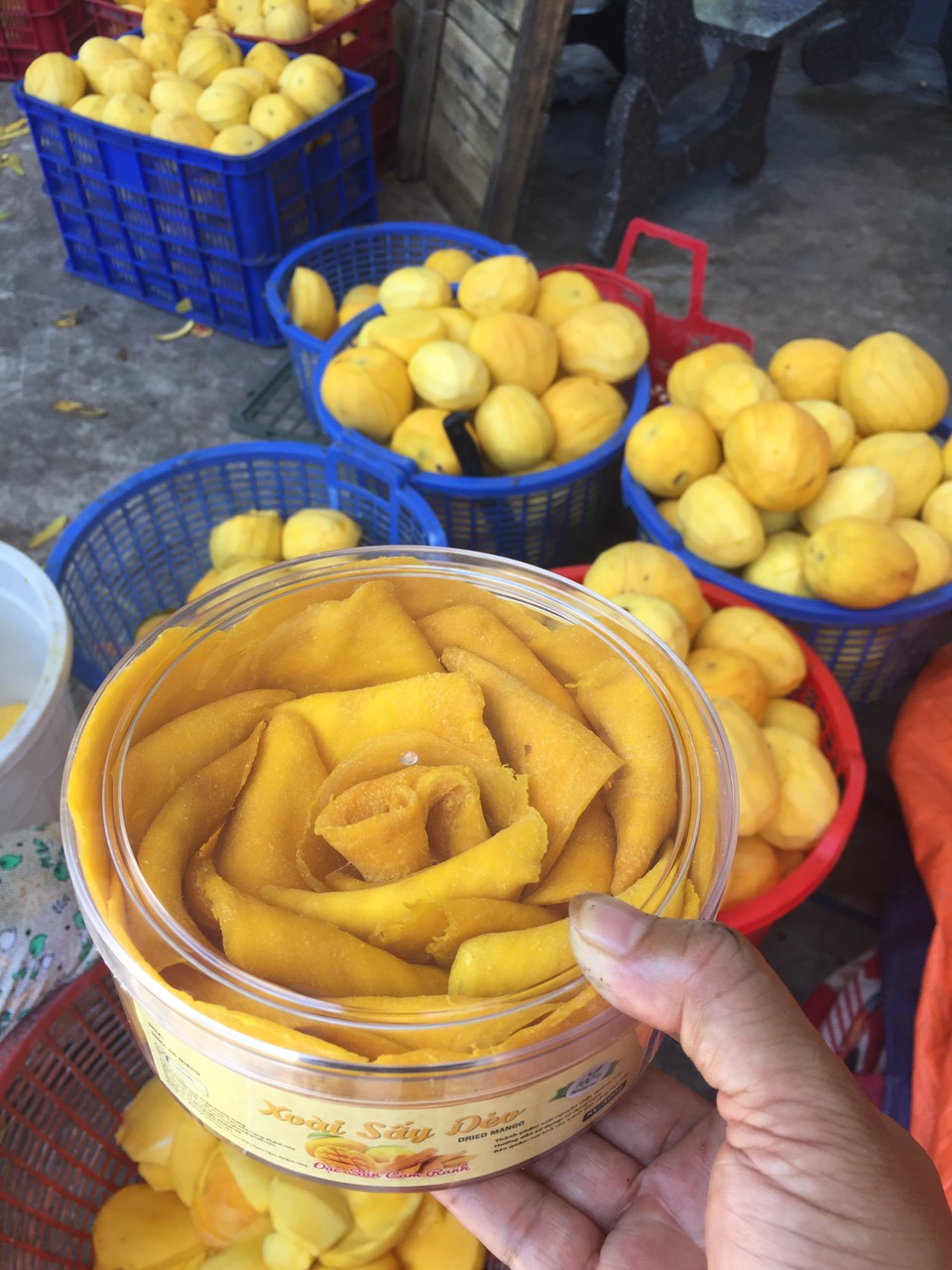 Xoài sấy dẻo xếp hoa hồng 500g, xoài sấy lạnh, đặc sản khánh hòa