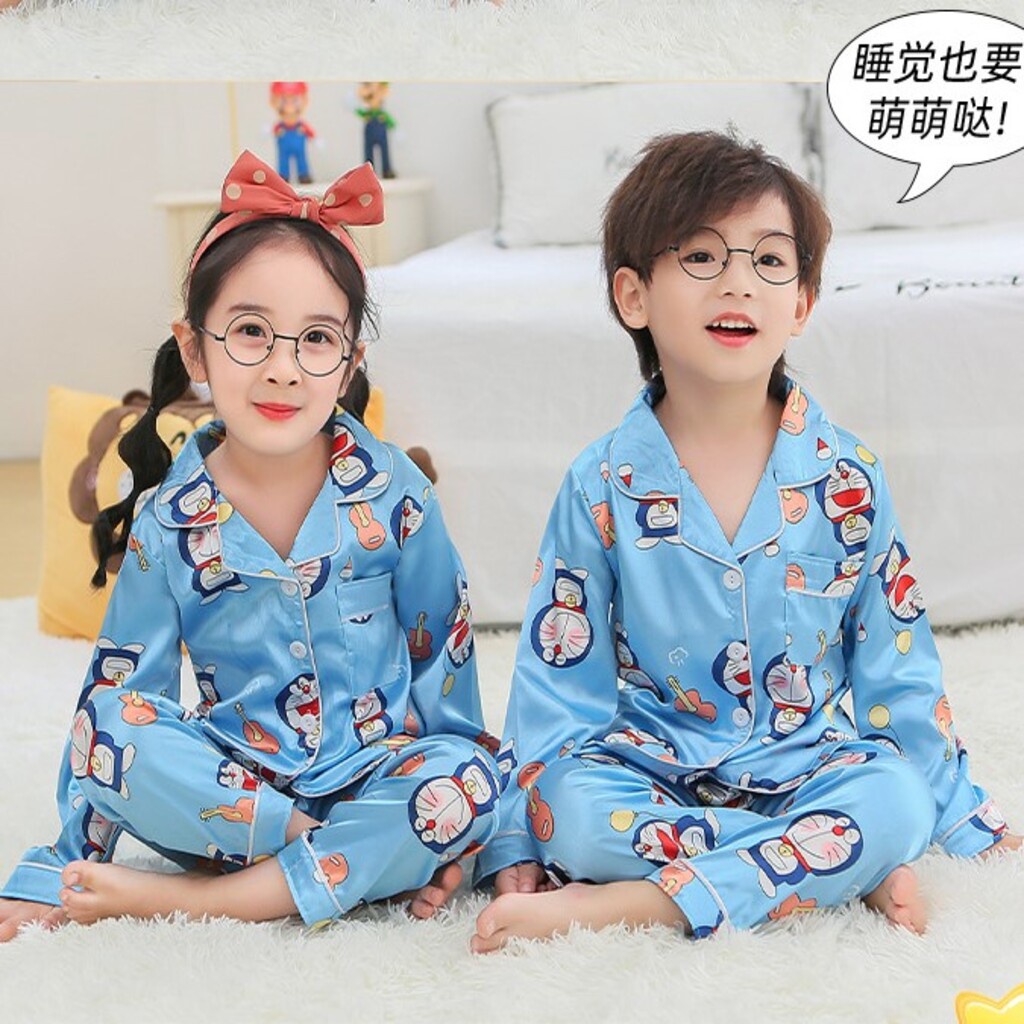 Bộ pijama cho bé trai bé gái chất phi lụa in hình doraemon và pikachu cho bé 7-28kg doly kids