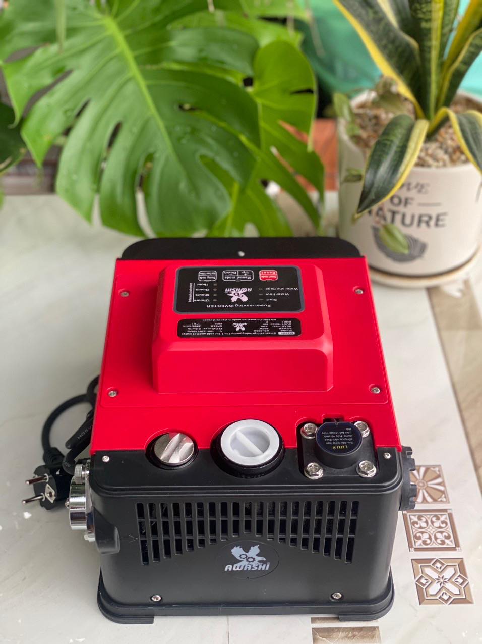 Máy bơm tăng áp điện tử awashi 200w, tăng áp cho nước nóng và lạnh, hoạt động êm tiết kiệm điện, bảo hành 2 năm