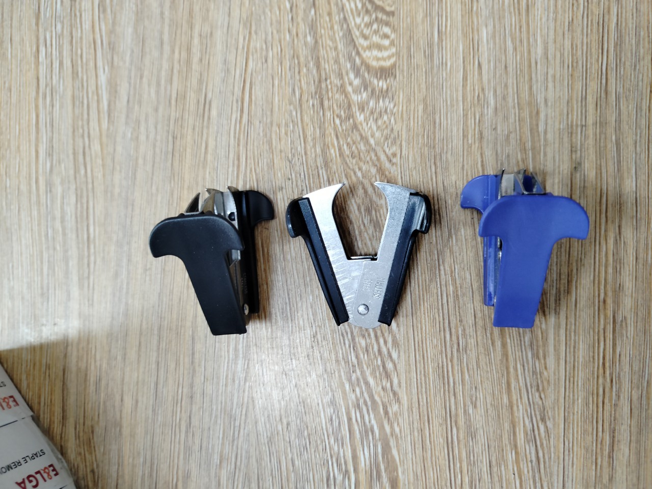 Đồ gỡ ghim bấm deli - dụng cụ gỡ kim eagle - vpp đại ngọc thùy